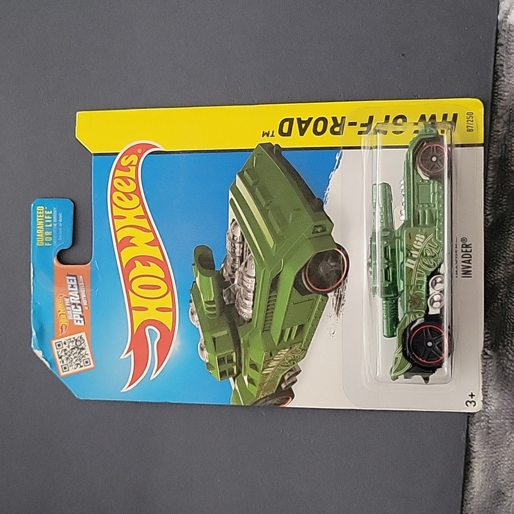 2015 Hot Wheels HW OFF-ROAD Invader 87/250, green version.